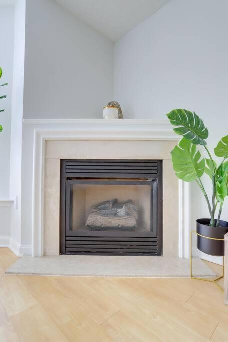 Fantastic 2 Bedroom Condo At Ballston With Gym Arlington Bagian luar foto