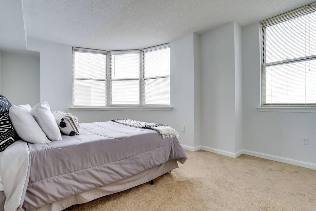 Fantastic 2 Bedroom Condo At Ballston With Gym Arlington Bagian luar foto